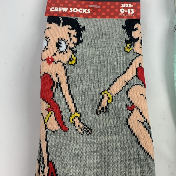 Betty Boop Crew Socks Set of 2 Gray Red Mint Green New NWT - Picture 8 of 11